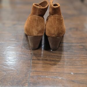Steve Madden Tan Suede Ankle Booties